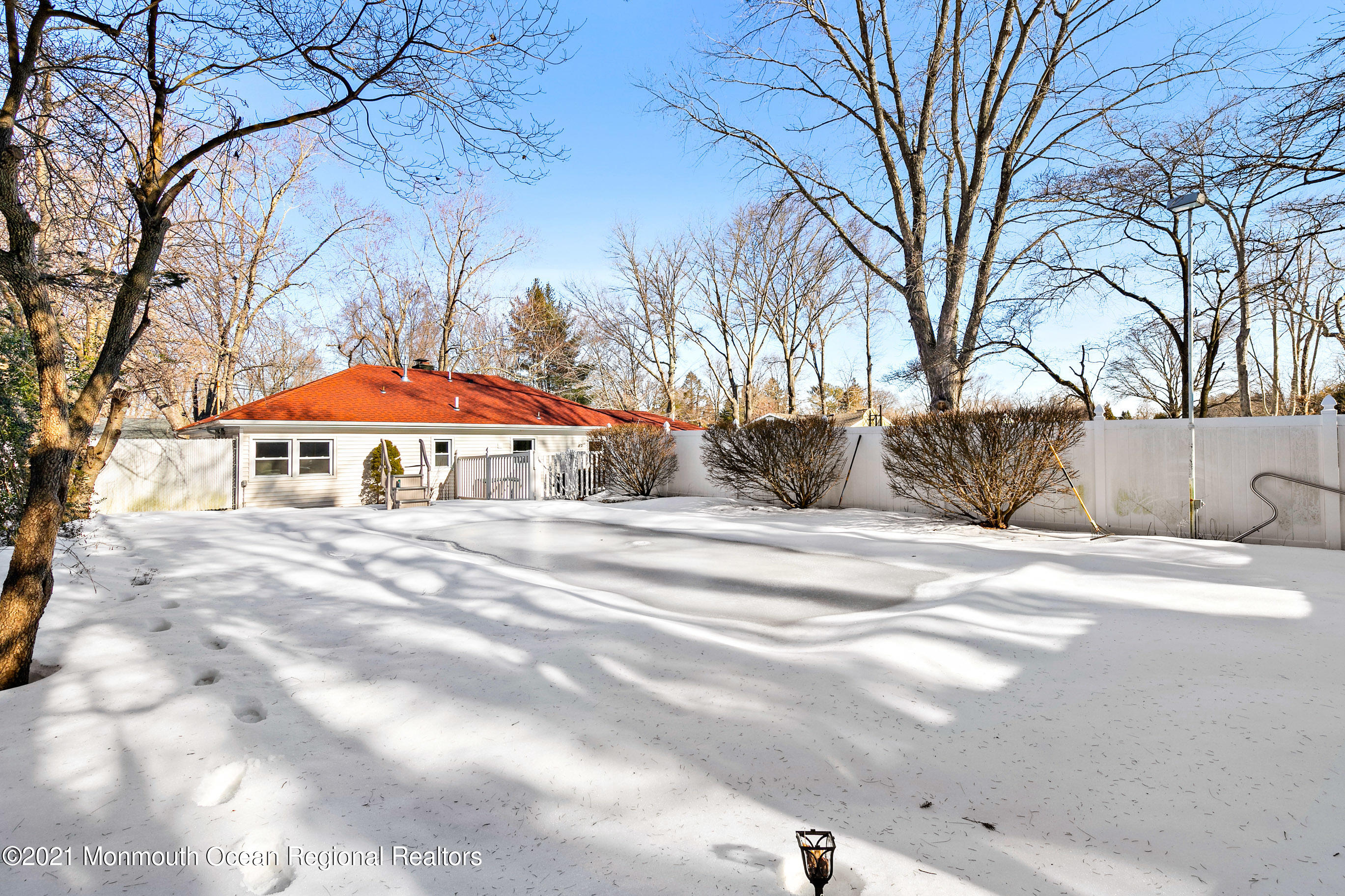 88 Rutledge Drive Middletown, NJ 07701 - Photo 50 of 51 88RutledgeOnline-53