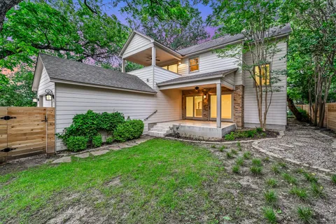 $2,150,000 | 1704 Travis Heights Boulevard, Austin, TX 78704