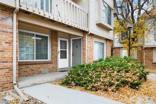 $270,000 | 175 South Sable Boulevard, Unit P17, Aurora, CO 80012