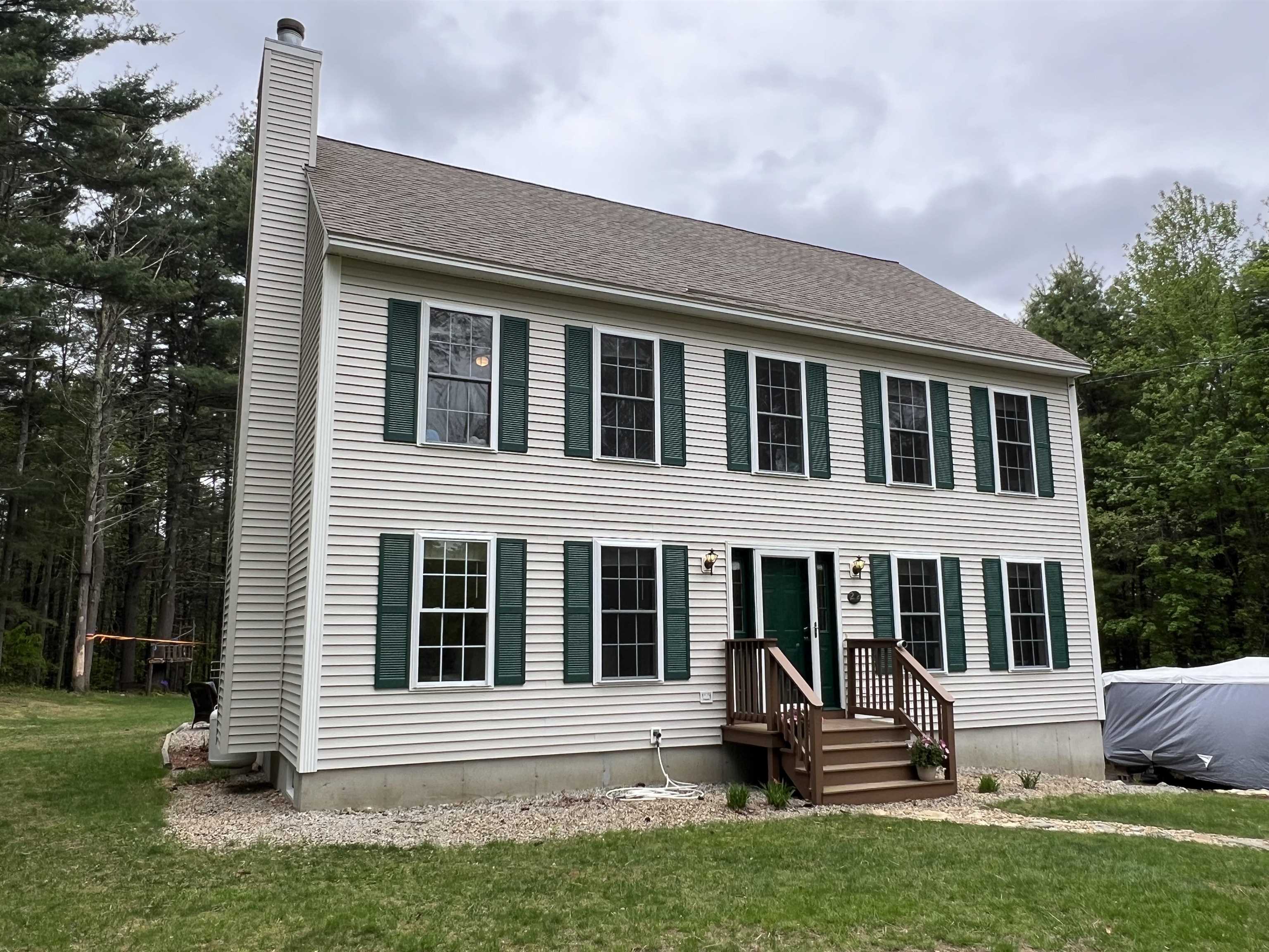 252 Middle Road Deerfield, NH 03037 - Photo 13 of 35