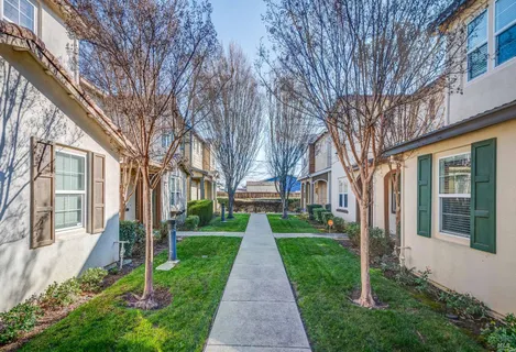 $549,500 | 1660 Glenmore Drive, Fairfield, CA 94533