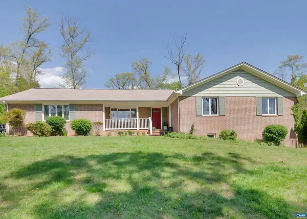 $799,000 | 3005 Sarah Drive, Charlottesville, VA 22911