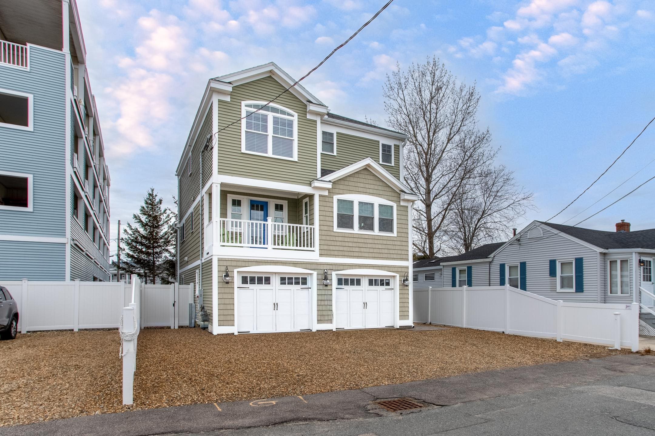 5 Fellows Avenue Hampton, NH 03842 - Photo 2 of 38 Gallery Image 2