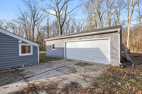 $339,900 | 28375 Ranchwood Drive, Southfield, MI 48076