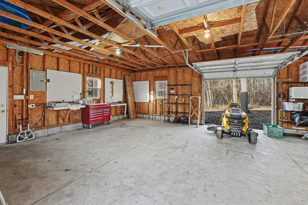 $339,900 | 28375 Ranchwood Drive, Southfield, MI 48076