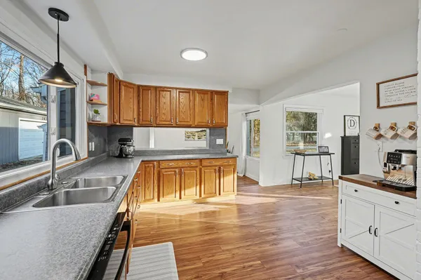$339,900 | 28375 Ranchwood Drive, Southfield, MI 48076