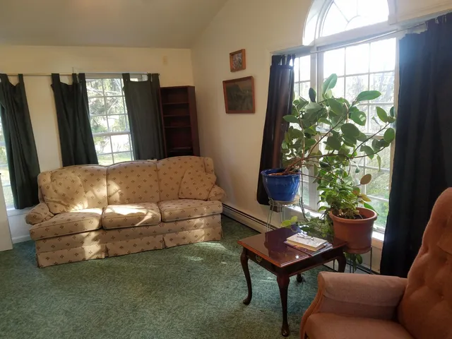 $695,000 | 250 Joppa Hill Road, Bedford, NH 03110