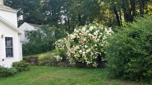 $695,000 | 250 Joppa Hill Road, Bedford, NH 03110