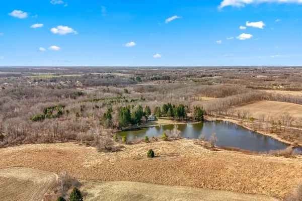 $699,000 | 2175 Bird Lake Road South, Osseo, MI 49266