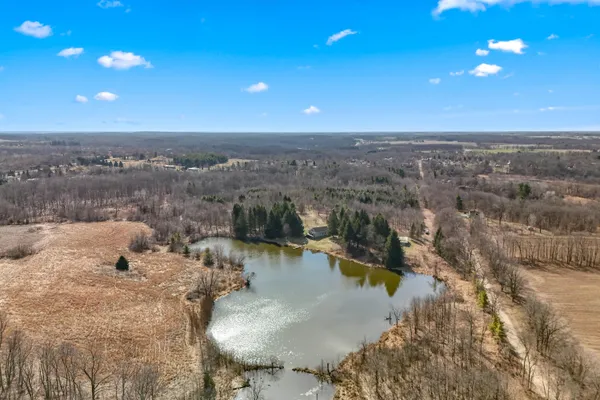 $699,000 | 2175 Bird Lake Road South, Osseo, MI 49266