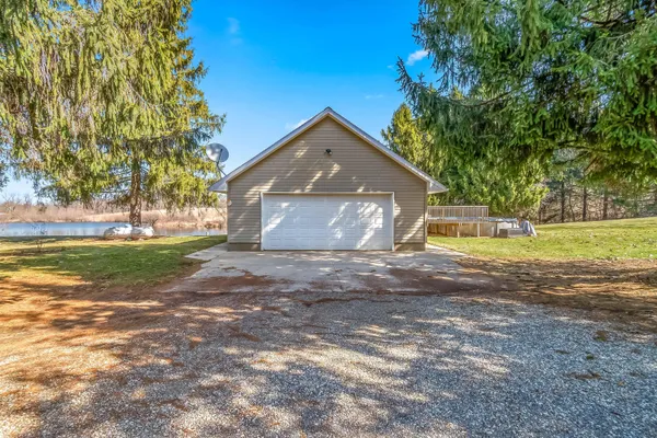 $699,000 | 2175 Bird Lake Road South, Osseo, MI 49266