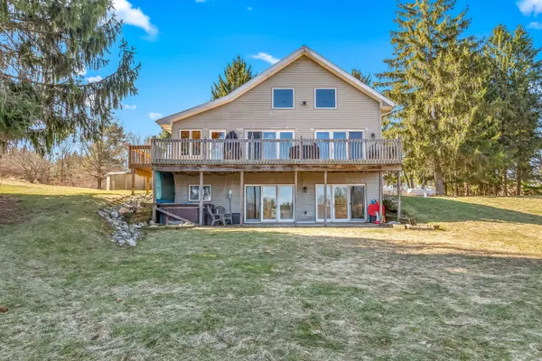 $699,000 | 2175 Bird Lake Road South, Osseo, MI 49266