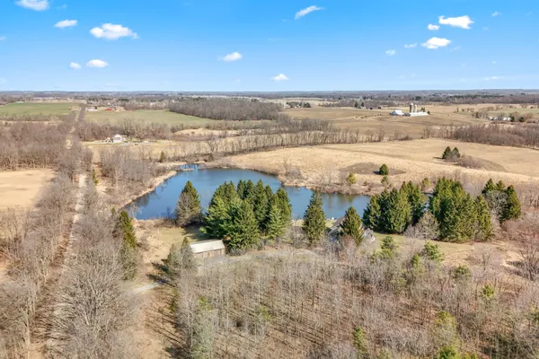 $699,000 | 2175 Bird Lake Road South, Osseo, MI 49266