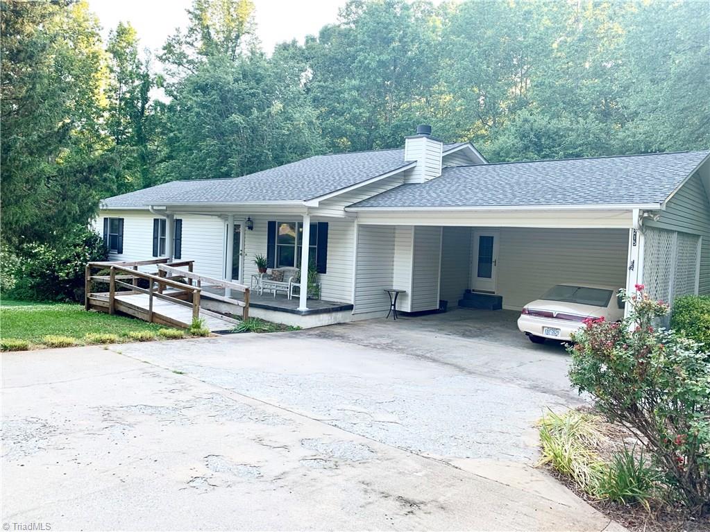 215 Queen Road Linwood, NC 27299 - Photo 2 of 20 Gallery Image 2