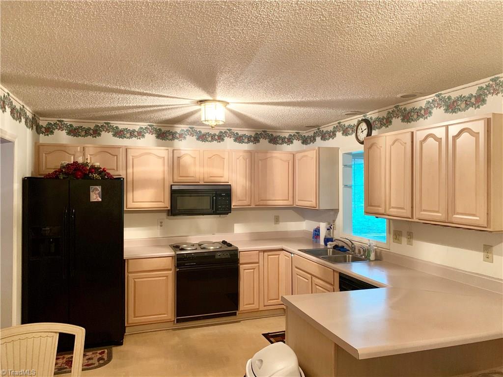 215 Queen Road Linwood, NC 27299 - Photo 6 of 20 Gallery Image 6