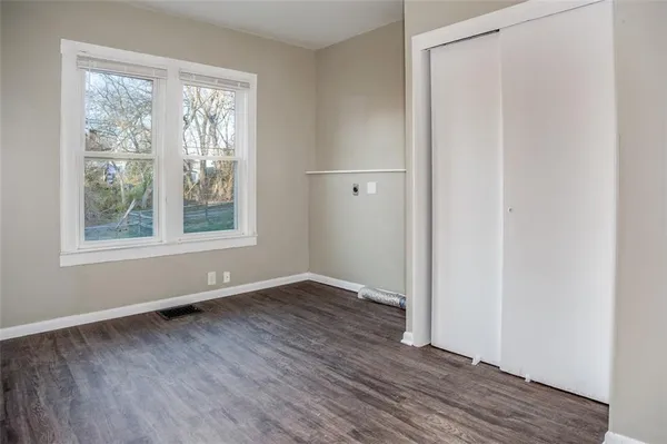 $150,000 | 126 East Elm Street, Independence, MO 64050