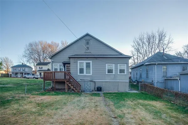 $150,000 | 126 East Elm Street, Independence, MO 64050