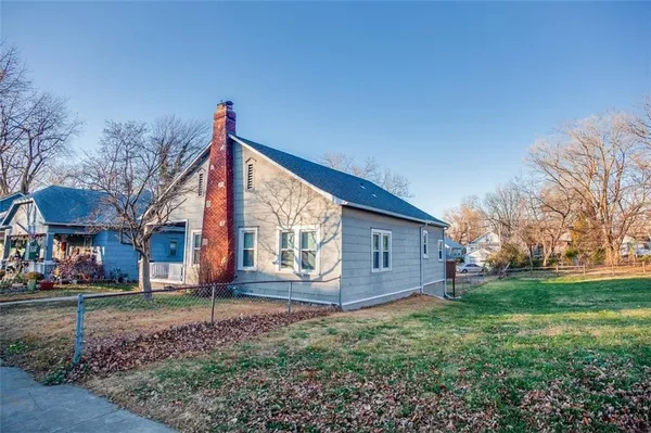 $150,000 | 126 East Elm Street, Independence, MO 64050