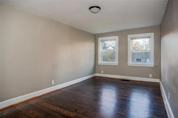 $150,000 | 126 East Elm Street, Independence, MO 64050