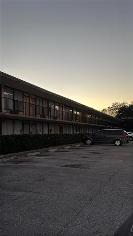 $950 | 7900 South Orange Blossom Trail, Unit 2053, Orlando, FL 32809