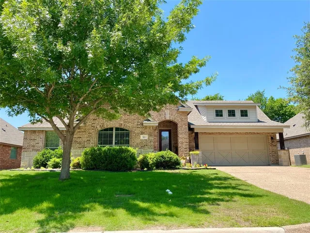 $407,900 | 113 Chateau Drive, Aledo, TX 76008