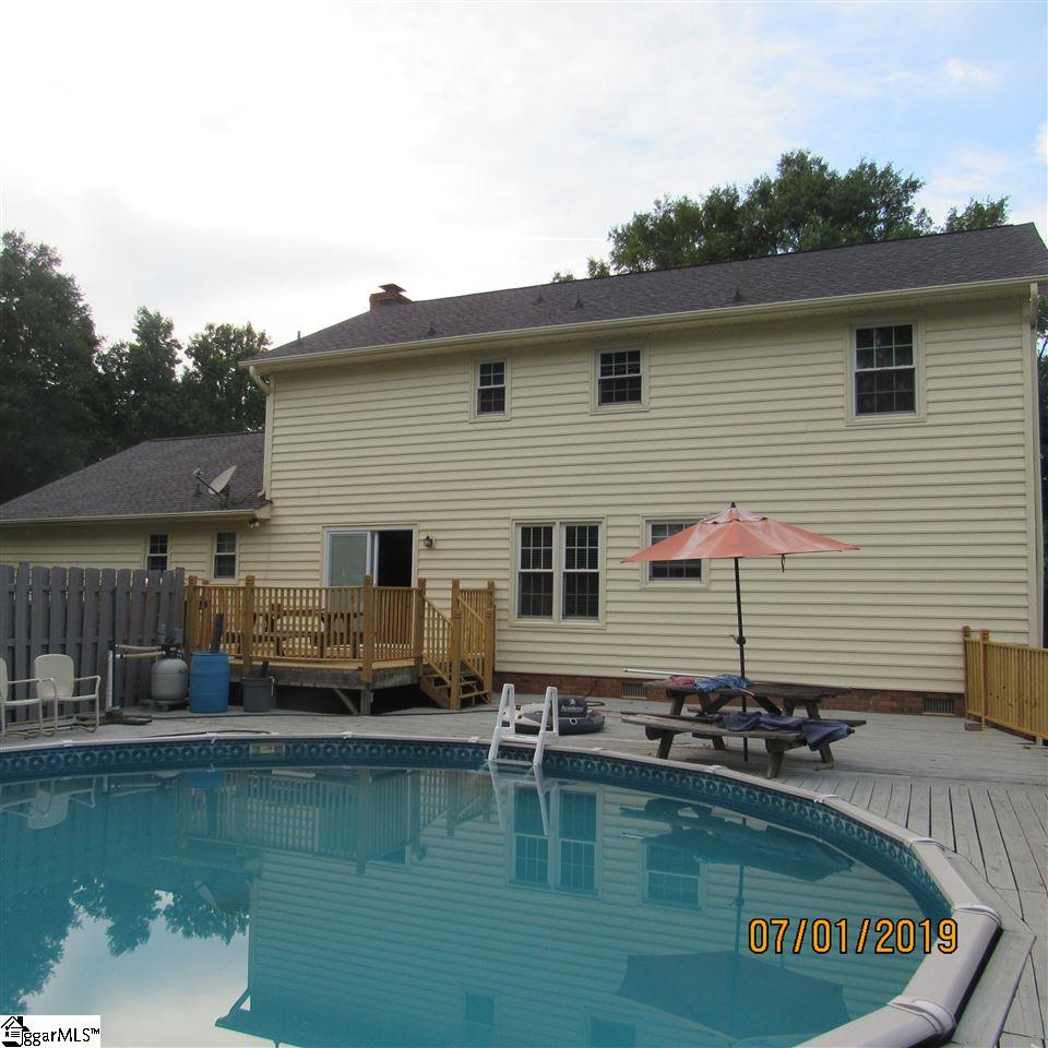 110 Edinburgh Place Moore, SC 29369 - Photo 3 of 23 Gallery Image 3