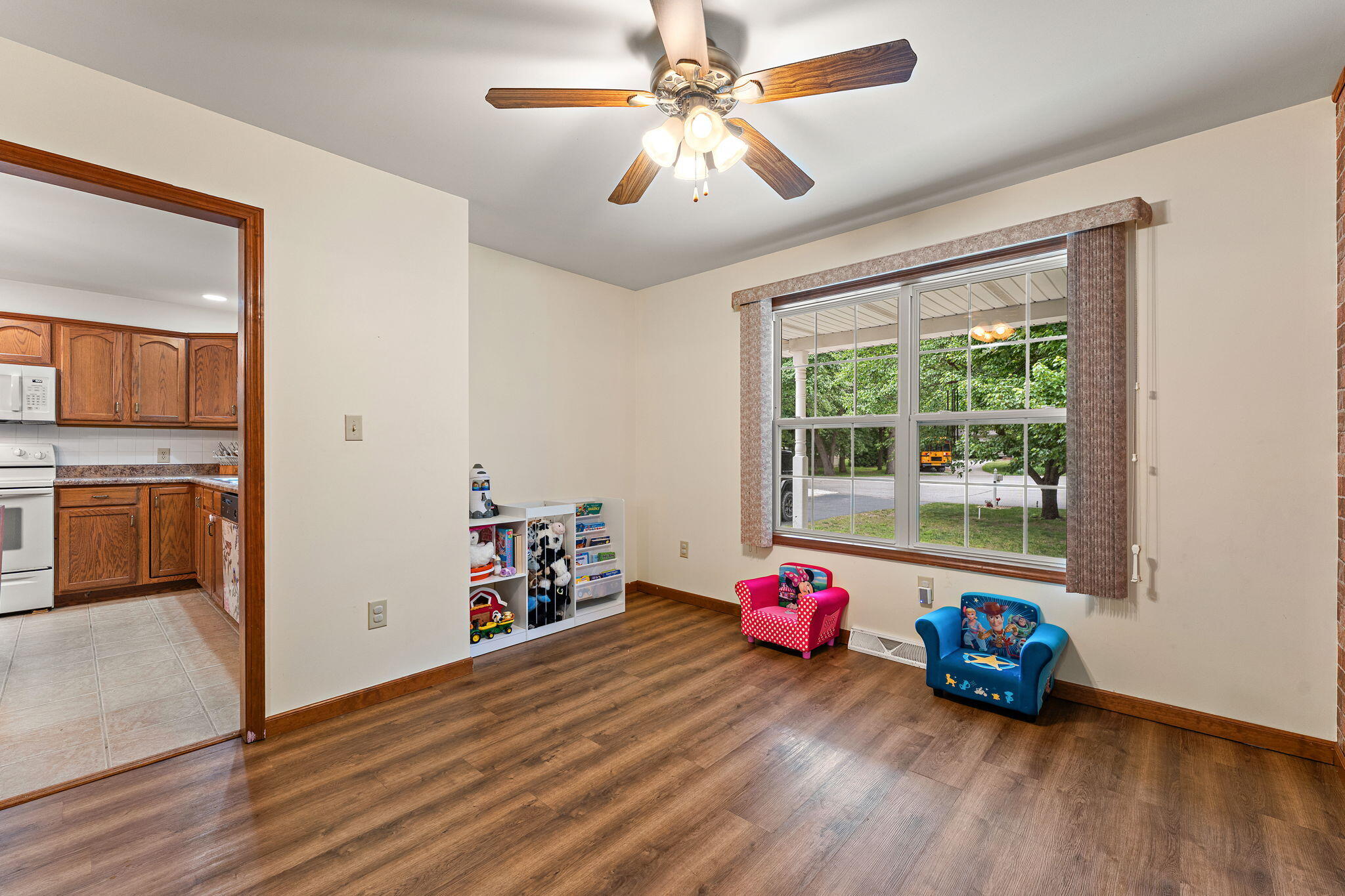 7459 Spring Court Demotte, IN 46310 - Photo 15 of 34 2048x1365