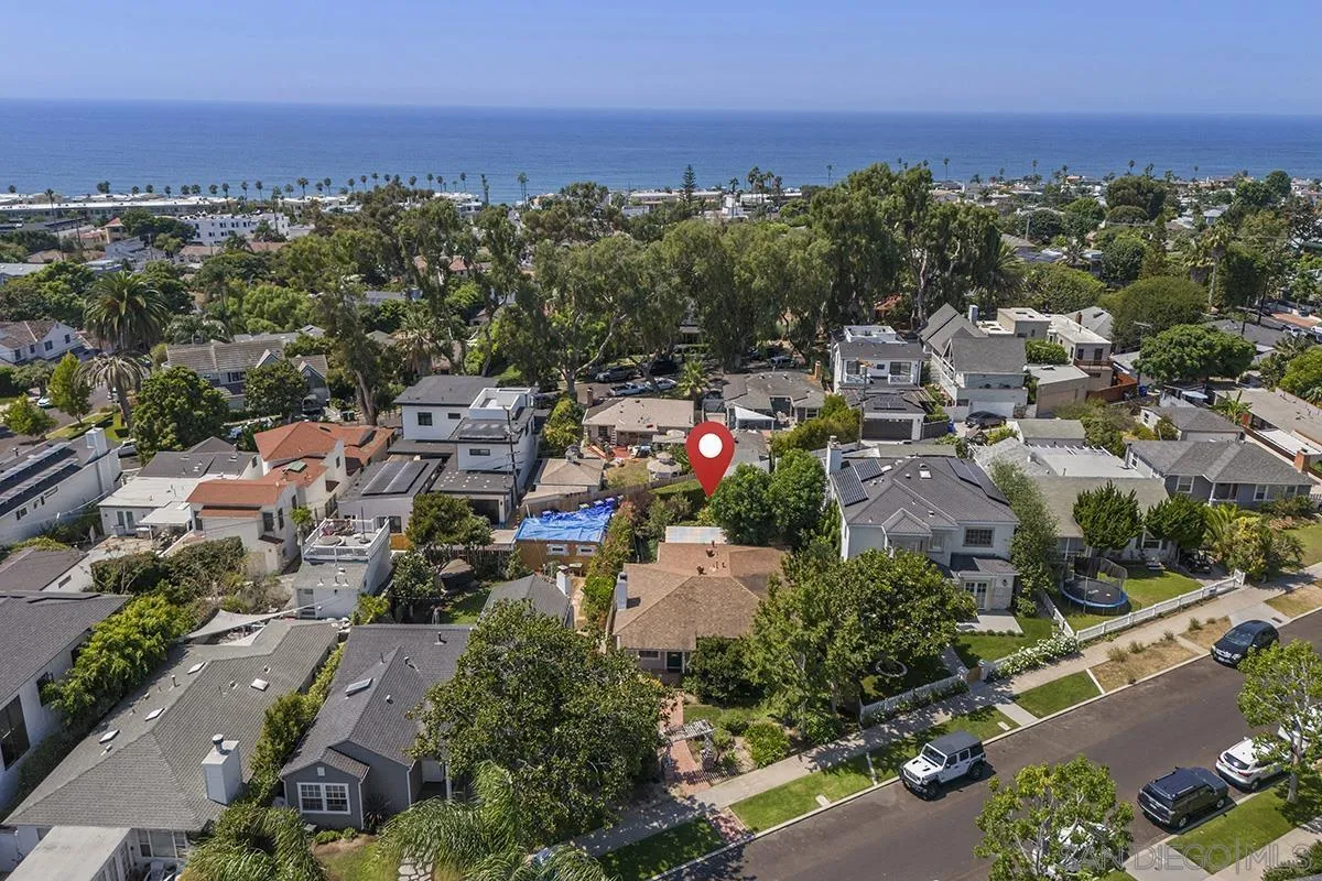 5532 Bellevue Avenue La Jolla, CA 92037 - Photo 1 of 26 an aerial view of a city