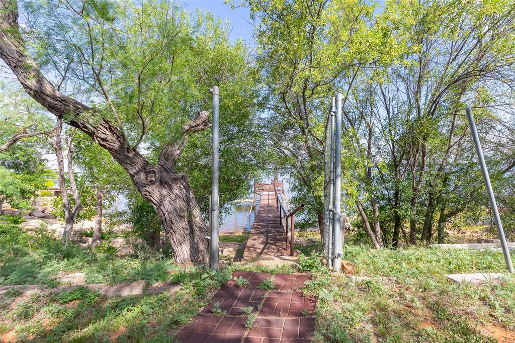 9732 Cove Road Abilene, TX 79601 - Photo 11 of 36