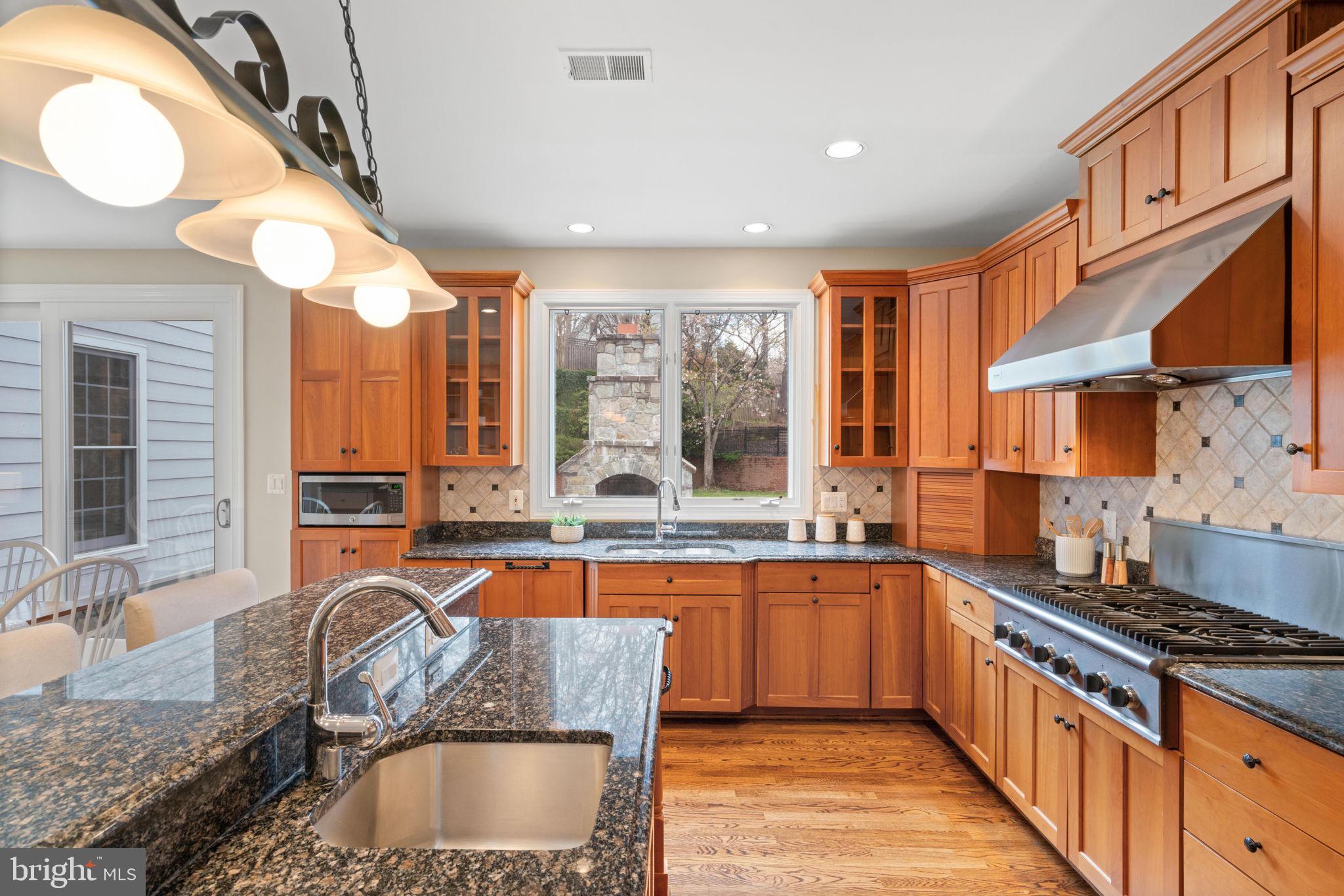 1916 Valley Wood Road McLean, VA 22101 - Photo 22 of 86