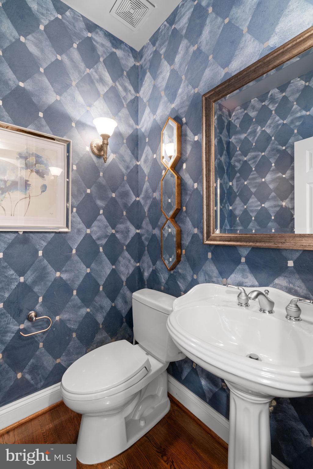 1916 Valley Wood Road McLean, VA 22101 - Photo 31 of 86 powder room