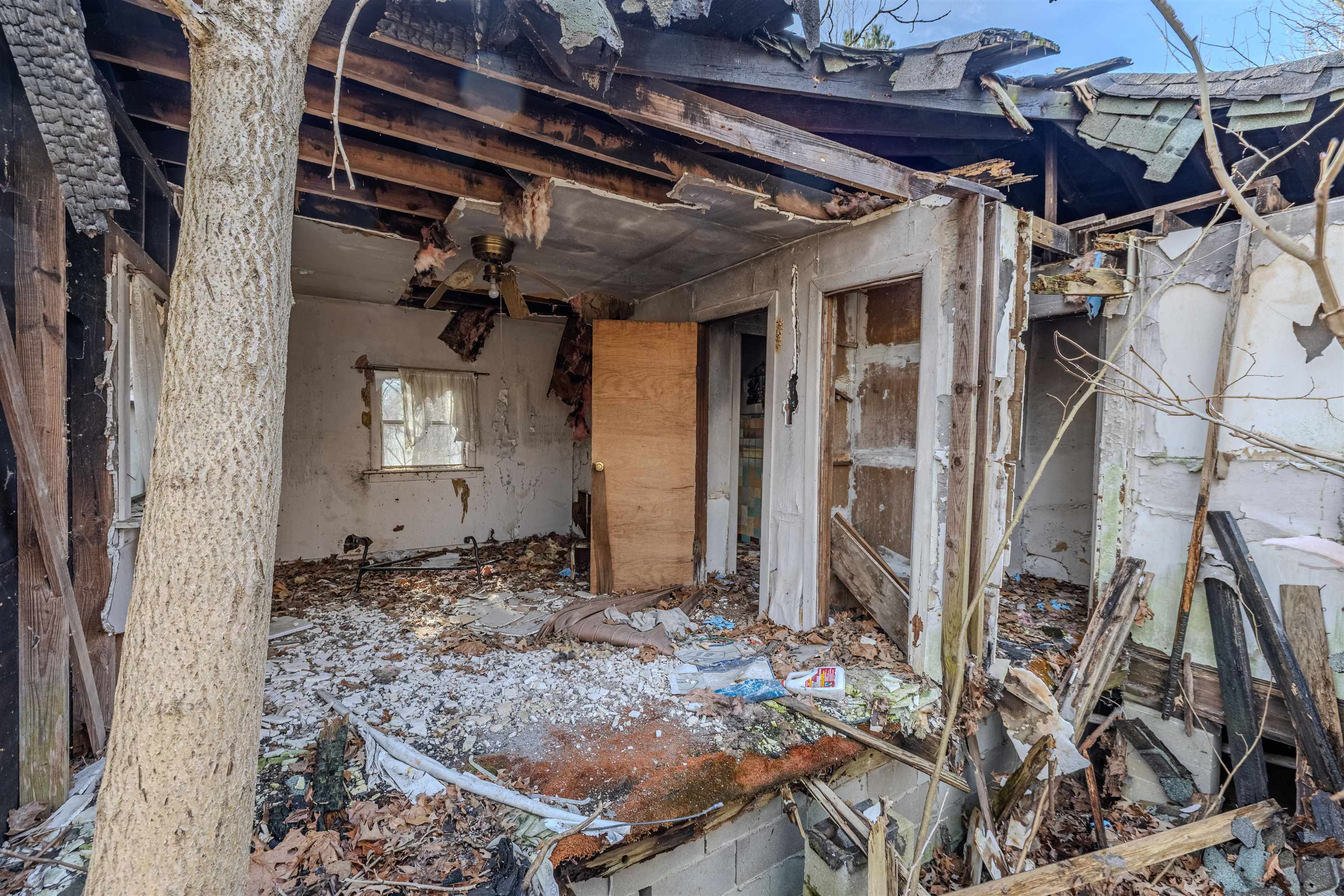 5155 Benjestown Road Memphis, TN 38127 - Photo 12 of 36 a view of an empty room
