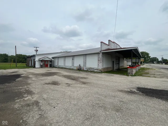 $350,000 | 7874 Highway 28, Elwood, IN 46036