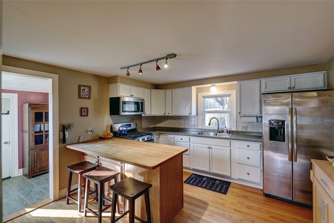 30 Roffee Street Barrington, RI 02806 - Photo 10 of 25 Gallery Image 10