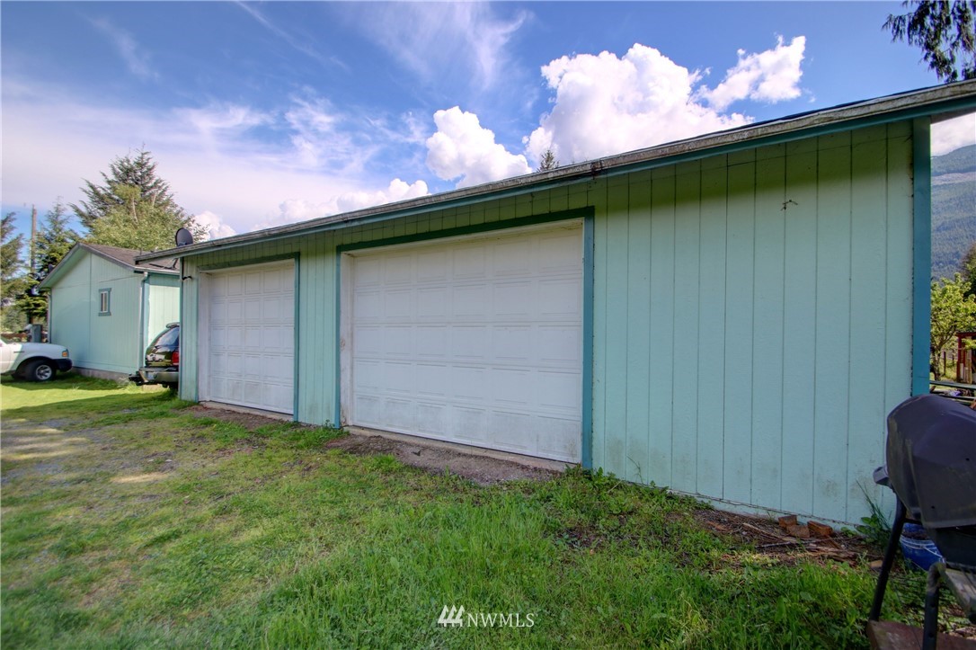 8410 Pinelli Road Sedro-Woolley, WA 98284 - Photo 3 of 38 Gallery Image 3