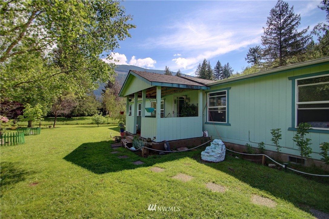 8410 Pinelli Road Sedro-Woolley, WA 98284 - Photo 4 of 38 Gallery Image 4