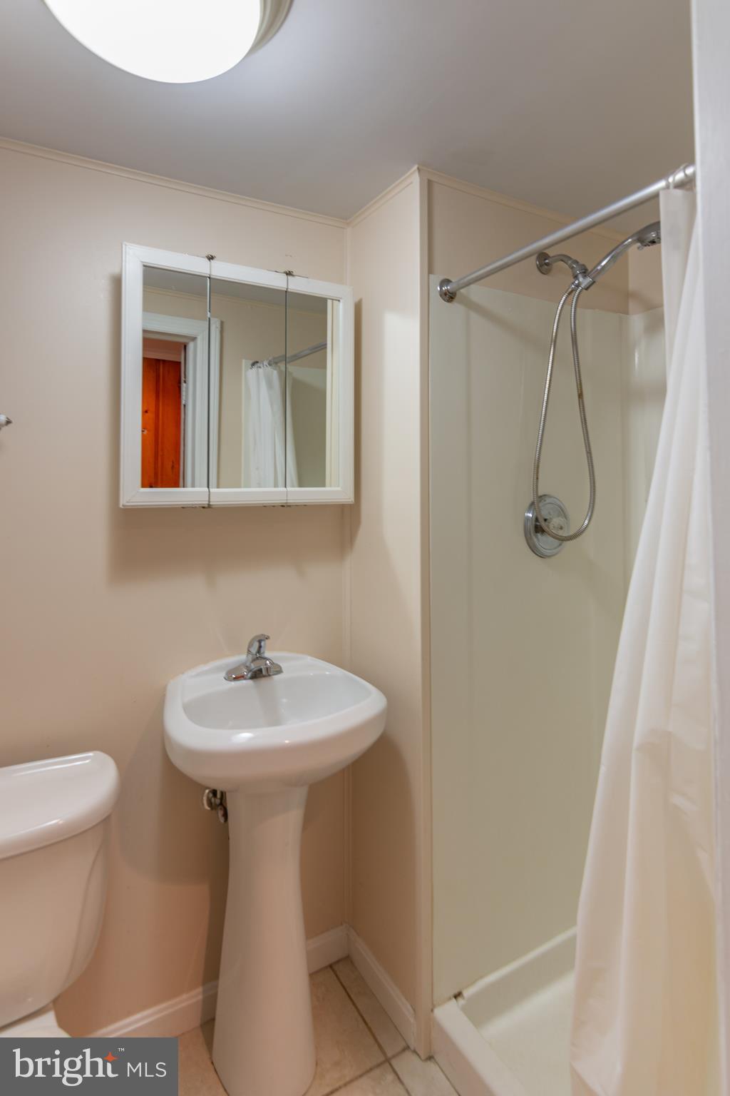 324 Whitfield Road Baltimore, MD 21228 - Photo 16 of 25