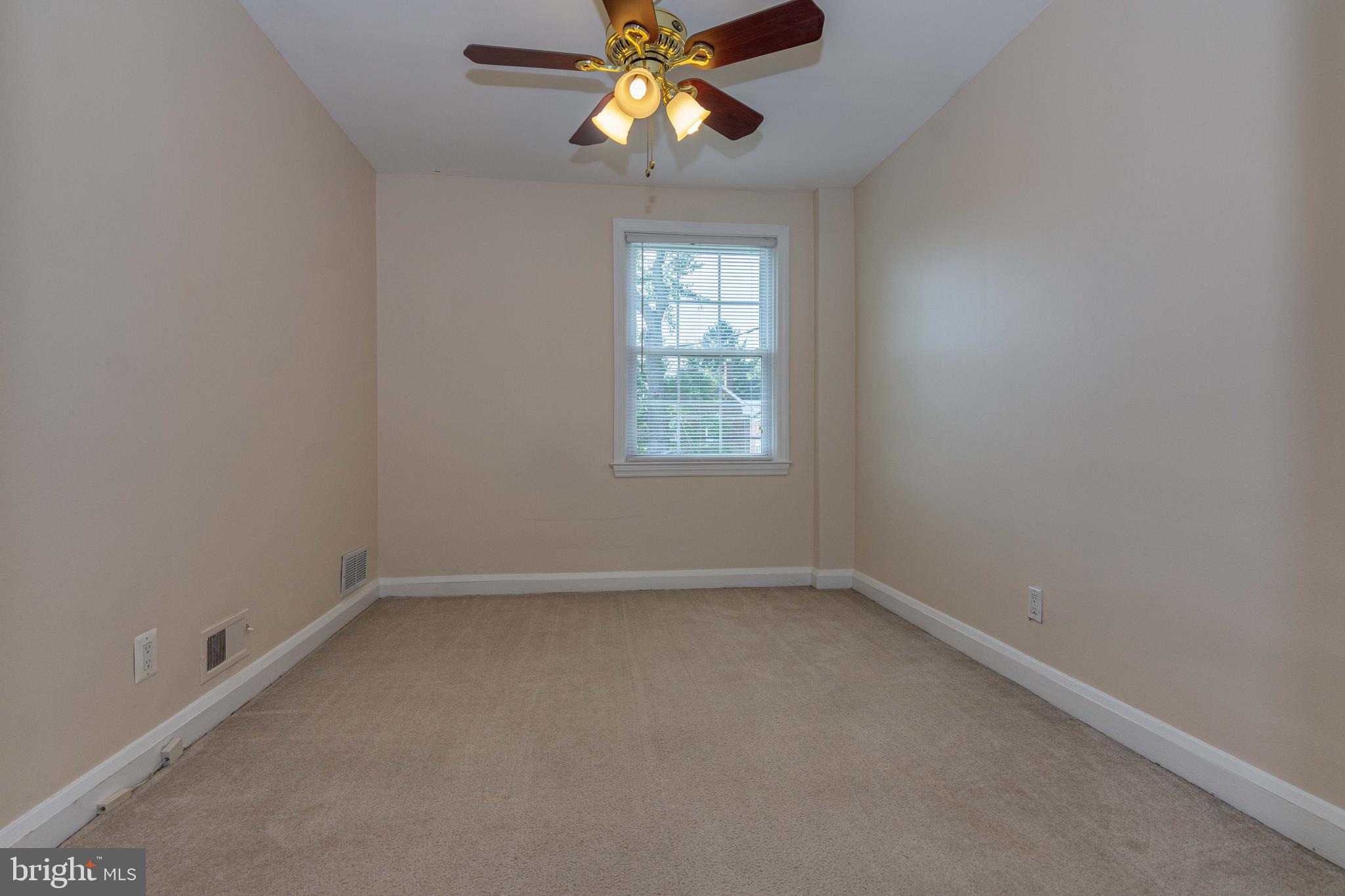 324 Whitfield Road Baltimore, MD 21228 - Photo 21 of 25