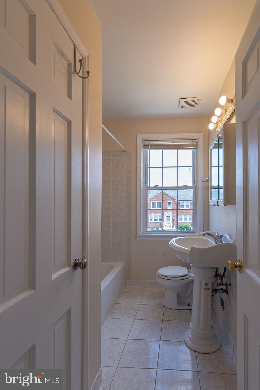 324 Whitfield Road Baltimore, MD 21228 - Photo 22 of 25