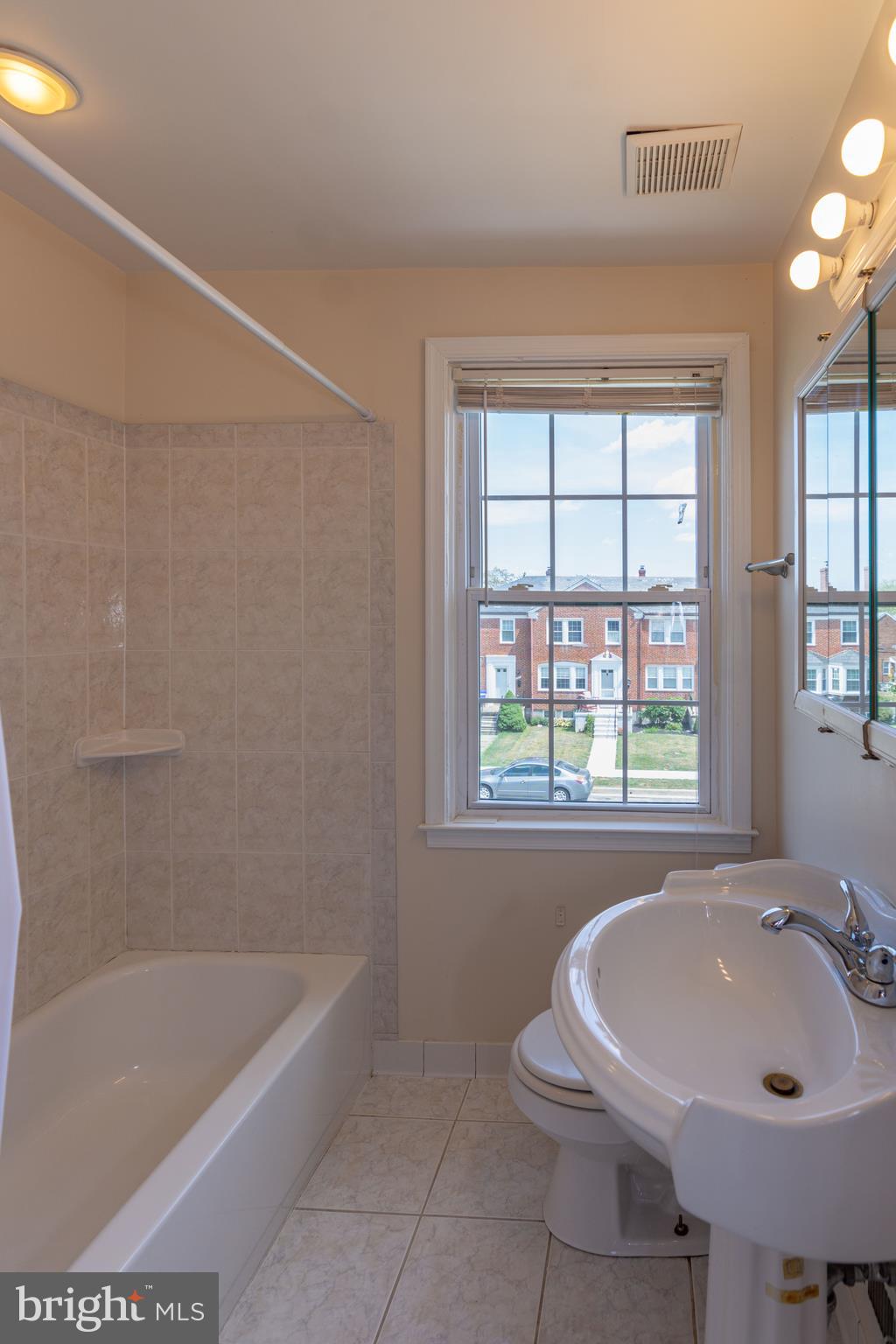 324 Whitfield Road Baltimore, MD 21228 - Photo 23 of 25