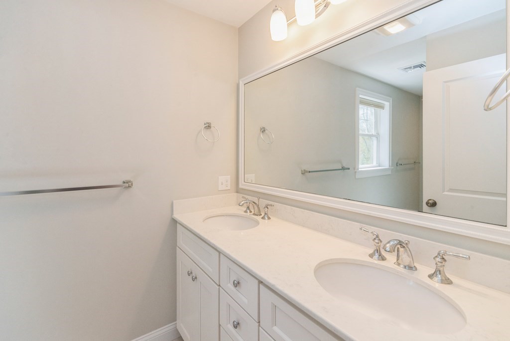 10 Hardwick Road Natick, MA 01760 - Photo 13 of 23 Gallery Image 13