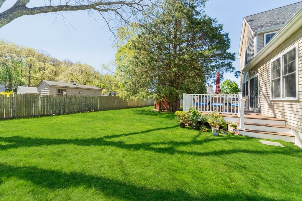 10 Hardwick Road Natick, MA 01760 - Photo 22 of 23 Gallery Image 22