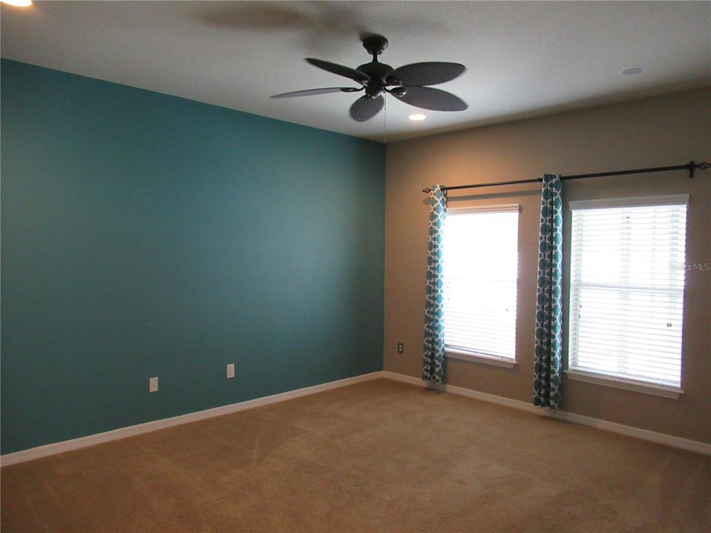 2822 Maple Brook Loop Lutz, FL 33558 - Photo 16 of 27