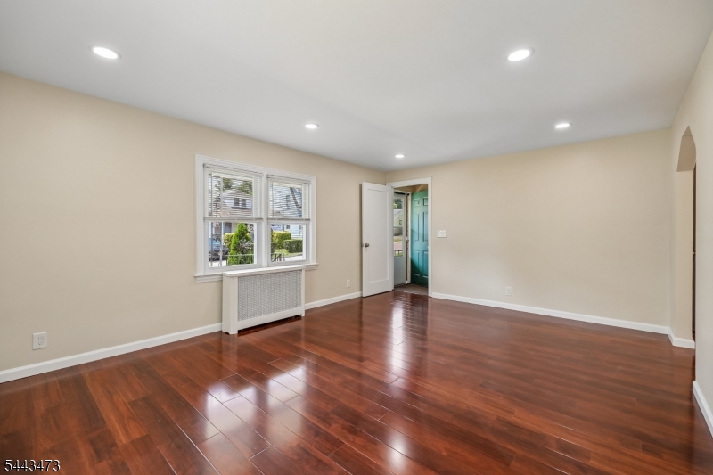 19 Rosedale Avenue, Unit 1 Montclair, NJ 07042 - Photo 4 of 23