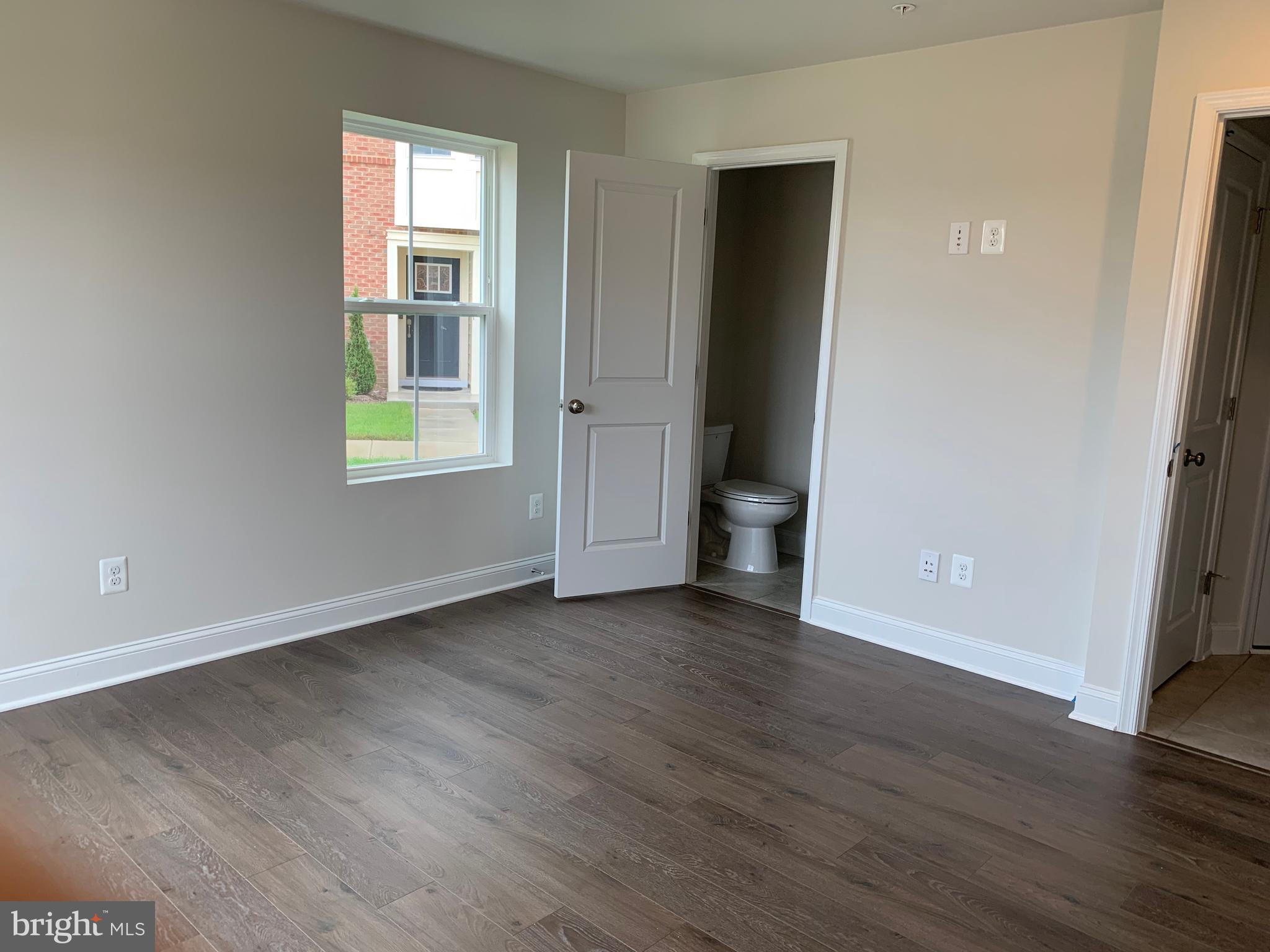 1014 Holden Road Frederick, MD 21701 - Photo 5 of 52 Main Level Living room or office