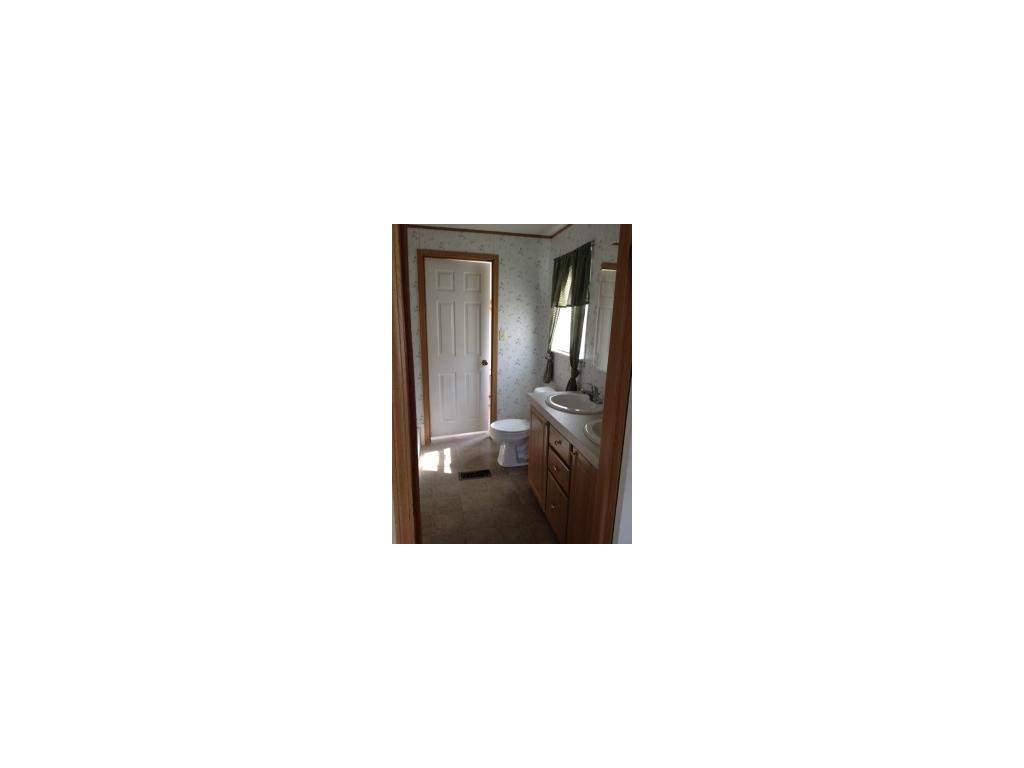 204 Tabernacle Road Chuckey, TN 37641 - Photo 5 of 11 Master bath