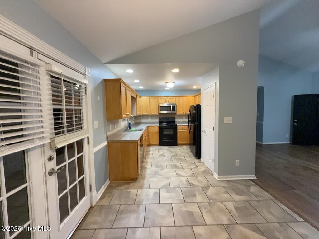 184 Justice Road Jacksonville, NC 28540 - Photo 6 of 19 dining