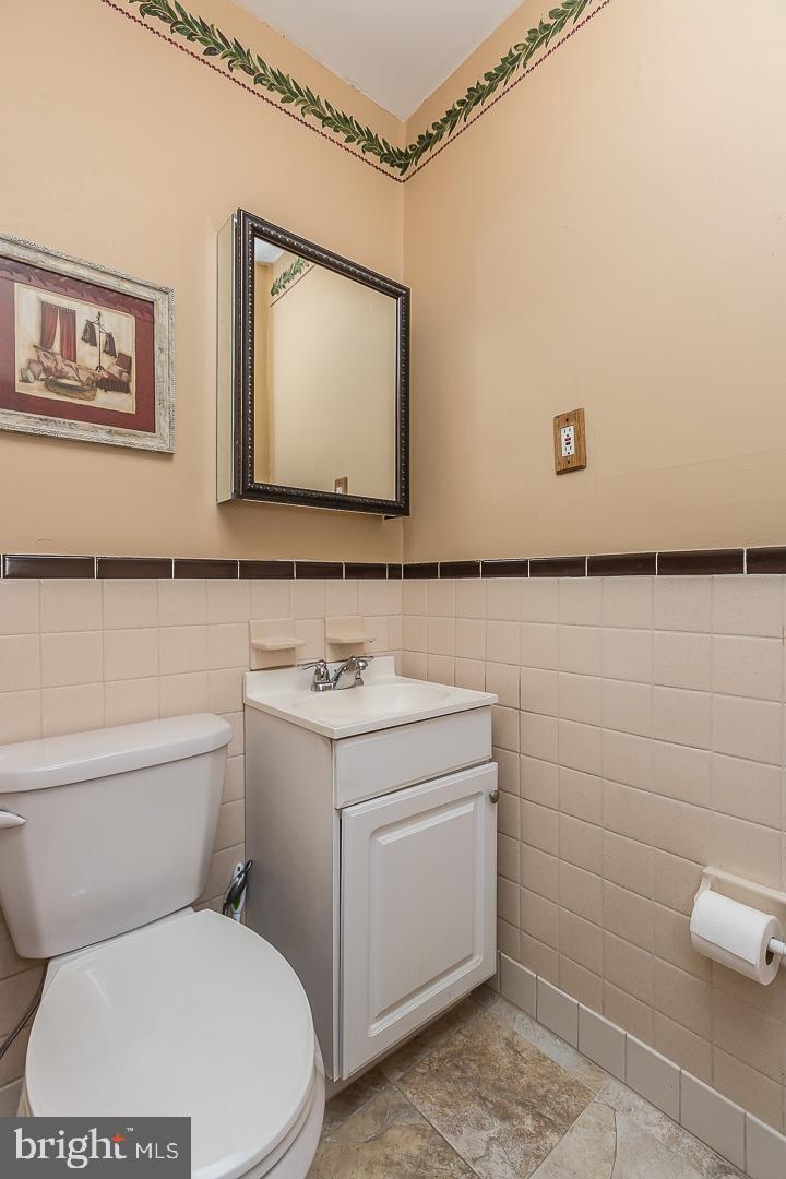 316 Kenmore Road Havertown, PA 19083 - Photo 13 of 24