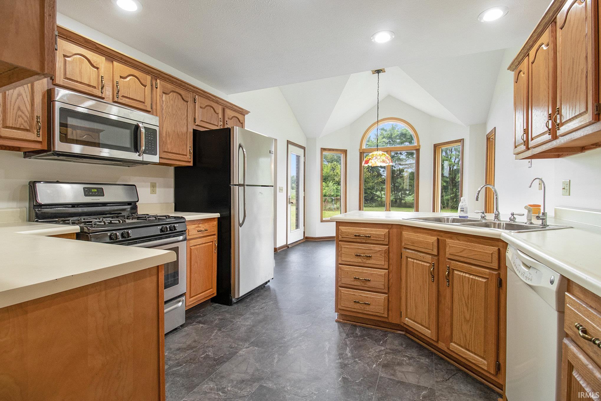 28041 Layton Road North Liberty, IN 46554 - Photo 7 of 24 Gallery Image 7