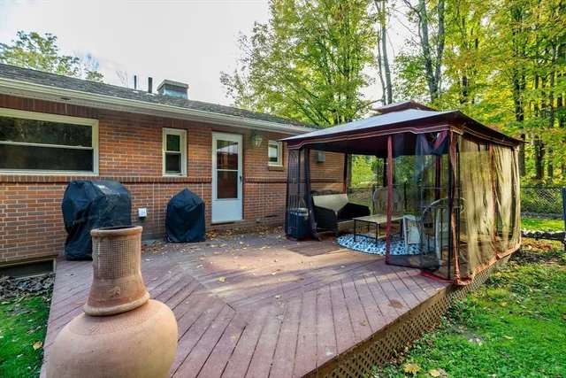 $399,900 | 30 Center Street, Ashburnham, MA 01430